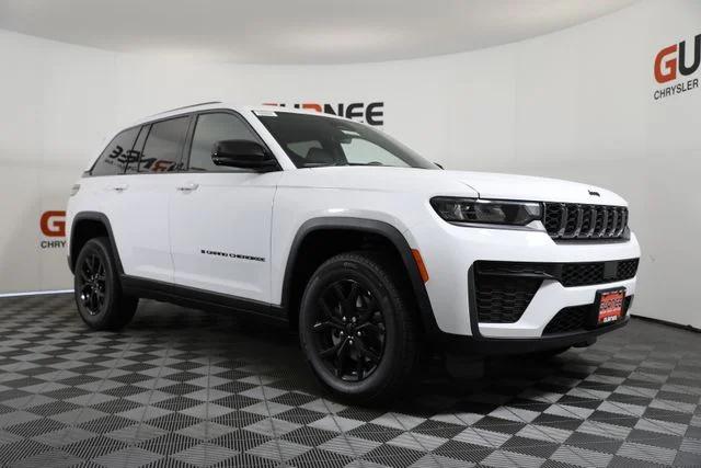 2026 Jeep Grand Cherokee GRAND CHEROKEE LAREDO ALTITUDE 4X4 2026 Jeep Grand Cherokee GRAND CHEROKEE LAREDO ALTITUDE 4X4
