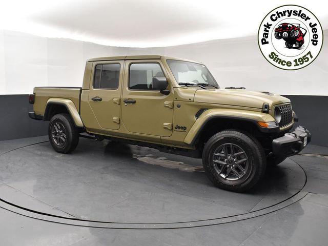2026 Jeep Gladiator GLADIATOR SPORT S 4X4 2026 Jeep Gladiator GLADIATOR SPORT S 4X4