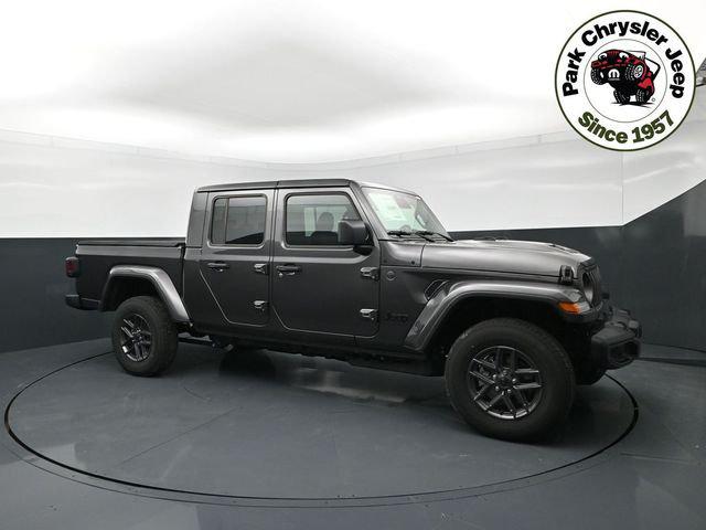 2026 Jeep Gladiator GLADIATOR SPORT S 4X4 2026 Jeep Gladiator GLADIATOR SPORT S 4X4