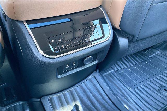 2026 INFINITI QX80 LUXE AWD