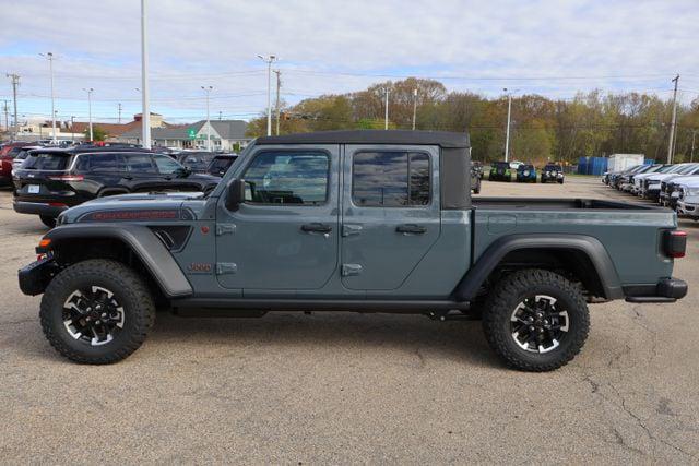 2026 Jeep Gladiator GLADIATOR SHADOW OPS 4X4