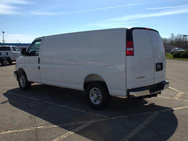 2026 Chevrolet Express Cargo Van 2500 Extended Wheelbase, WT, RWD