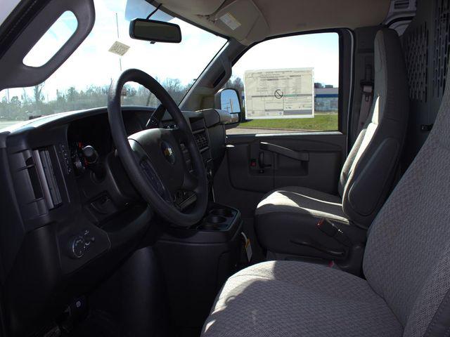 2026 Chevrolet Express Cargo Van 2500 Extended Wheelbase, WT, RWD