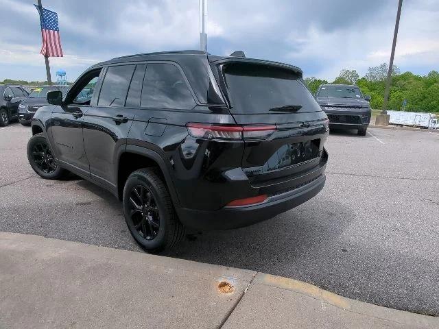 2026 Jeep Grand Cherokee Altitude 4x4