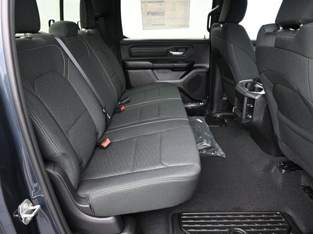 2026 Ram 1500 Express Crew Cab 4x4 57 Box