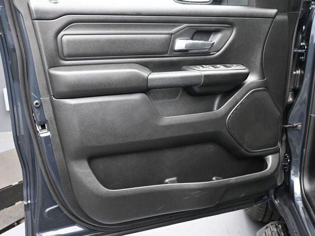2026 Ram 1500 Express Crew Cab 4x4 57 Box