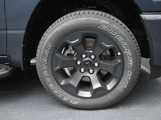 2026 Ram 1500 Express Crew Cab 4x4 57 Box