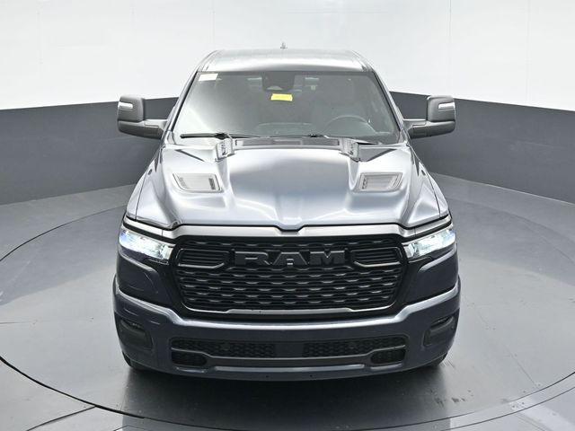 2026 Ram 1500 Express Crew Cab 4x4 57 Box