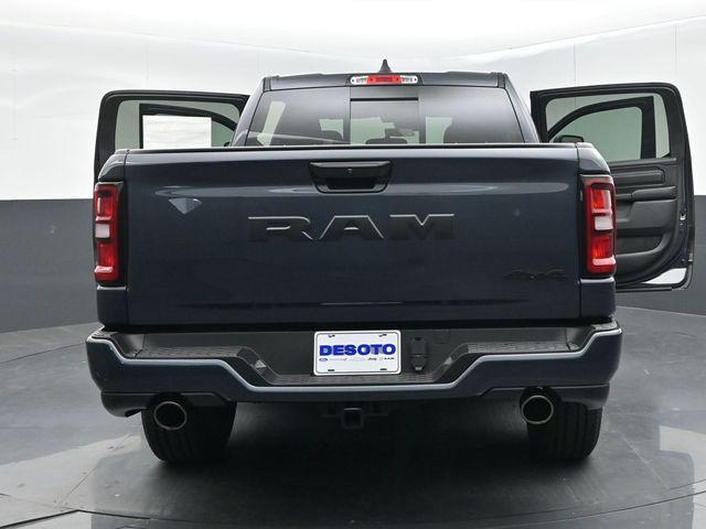 2026 Ram 1500 Express Crew Cab 4x4 57 Box