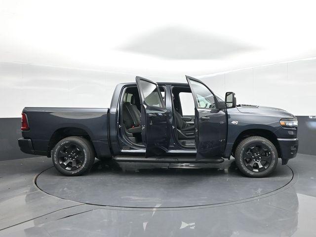 2026 Ram 1500 Express Crew Cab 4x4 57 Box