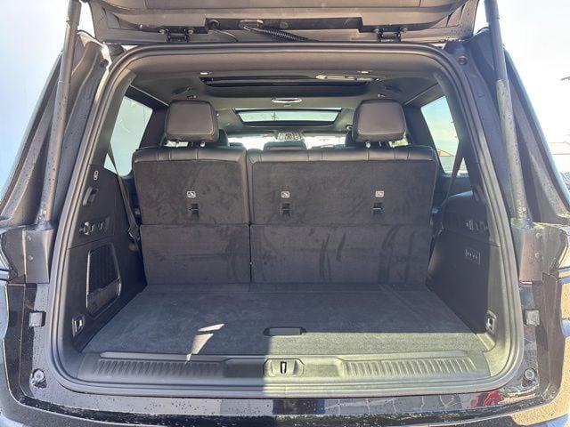 2026 Jeep Grand Wagoneer 4x4