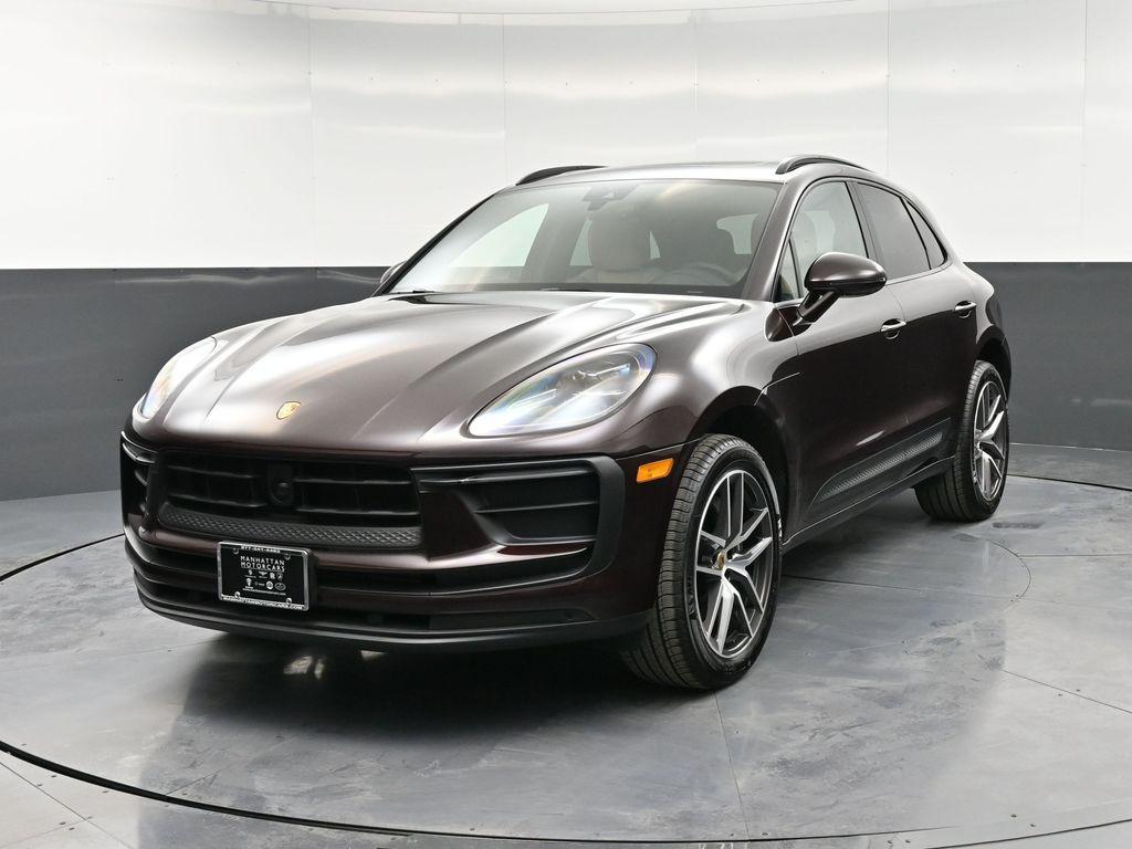 /2026 Porsche Macan