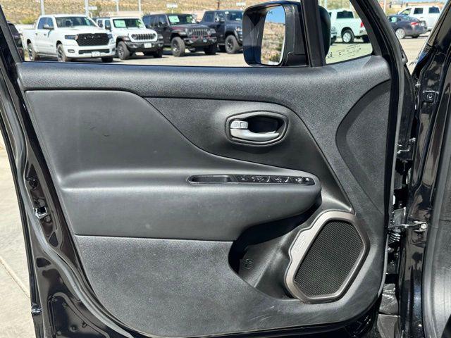 2023 Jeep Renegade Latitude 4x4