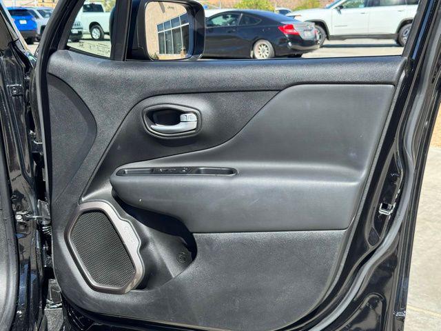 2023 Jeep Renegade Latitude 4x4