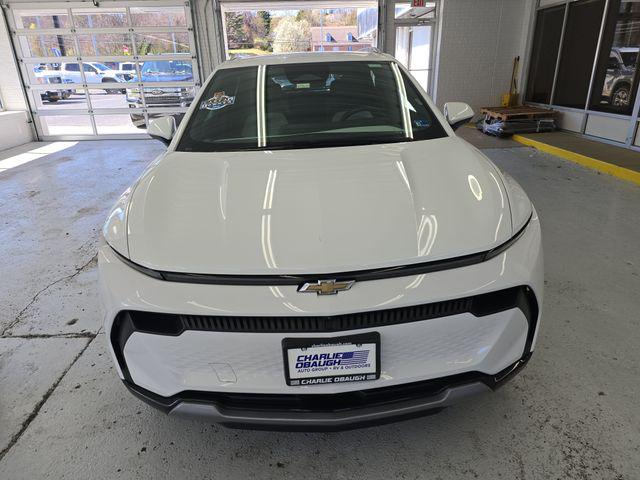 2025 Chevrolet Equinox LT 2