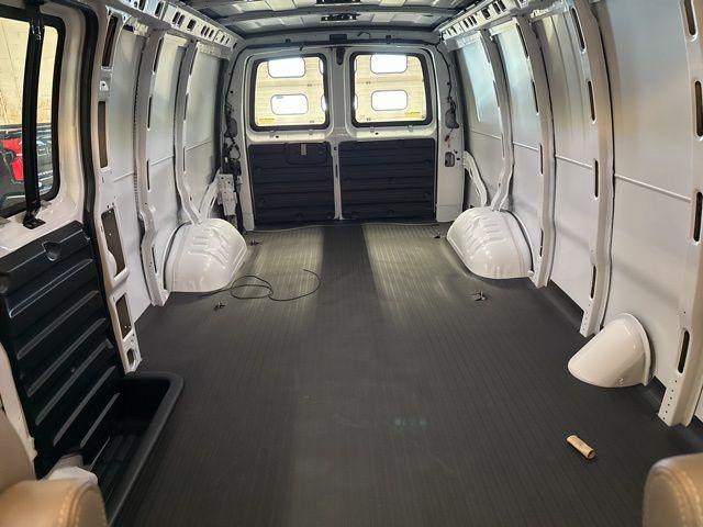 2026 GMC Savana Cargo 2500 Extended Wheelbase, Work Van, RWD