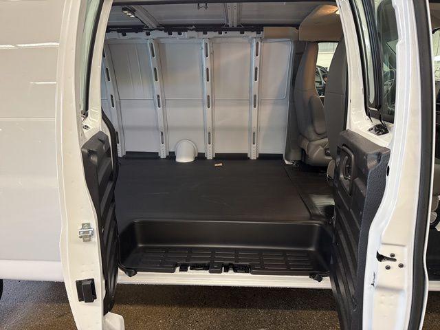 2026 GMC Savana Cargo 2500 Extended Wheelbase, Work Van, RWD