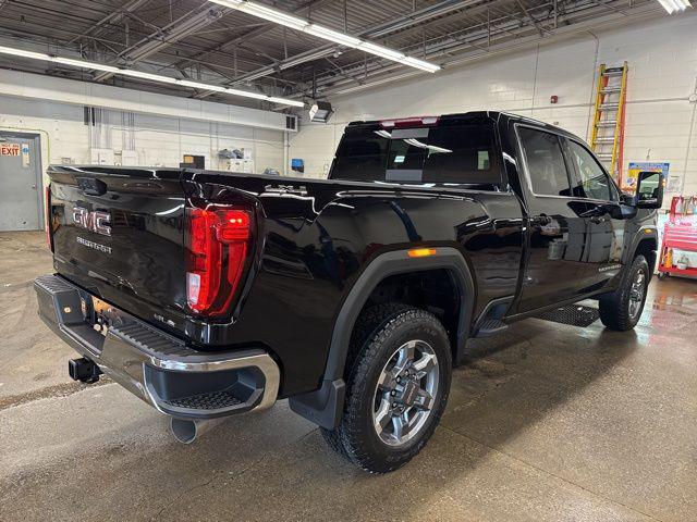 2026 GMC Sierra 2500HD Crew Cab, Standard Bed, SLE, 4WD