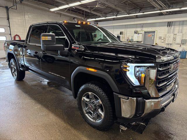 2026 GMC Sierra 2500HD Crew Cab, Standard Bed, SLE, 4WD