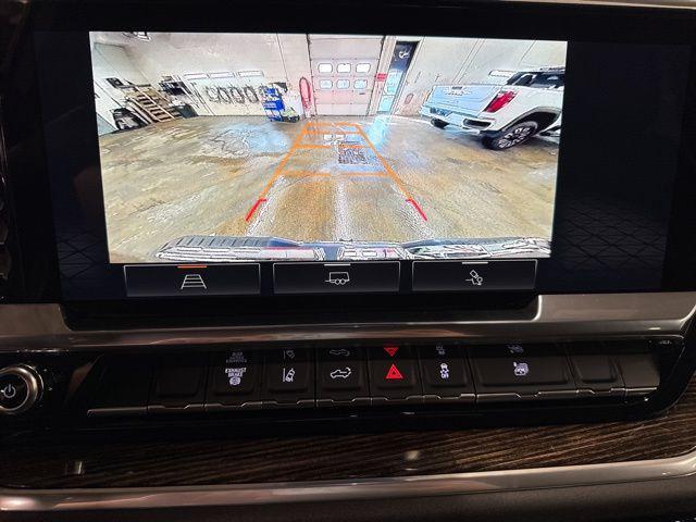 2026 GMC Sierra 2500HD Crew Cab, Standard Bed, SLE, 4WD