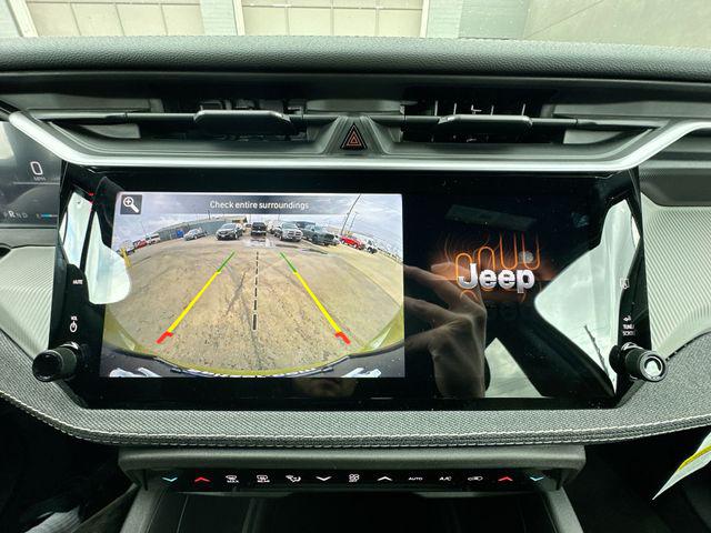 2026 Jeep Cherokee Laredo 4x4