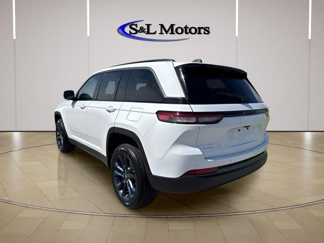 2026 Jeep Grand Cherokee 85th Anniversary Edition