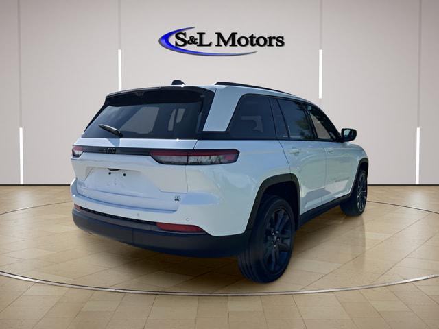 2026 Jeep Grand Cherokee 85th Anniversary Edition