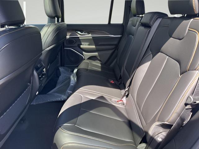 2026 Jeep Grand Cherokee 85th Anniversary Edition