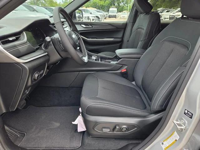 2026 Jeep Grand Cherokee GRAND CHEROKEE LAREDO X 4X2 2026 Jeep Grand Cherokee GRAND CHEROKEE LAREDO X 4X2