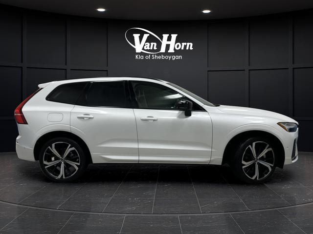 2025 Volvo XC60 B5 Ultra