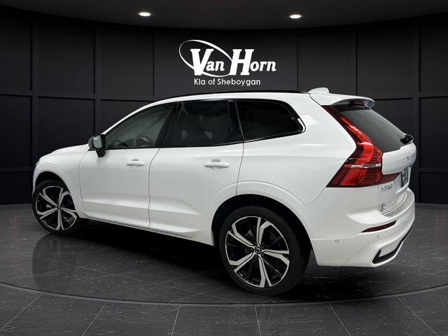 2025 Volvo XC60 B5 Ultra