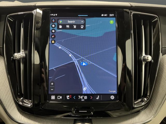 2025 Volvo XC60 B5 Ultra