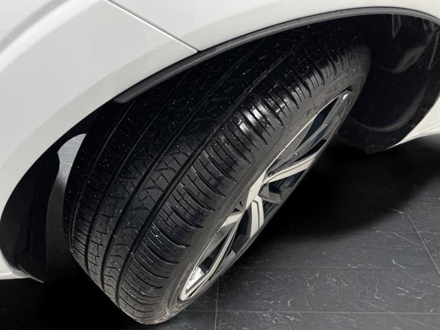 2025 Volvo XC60 B5 Ultra