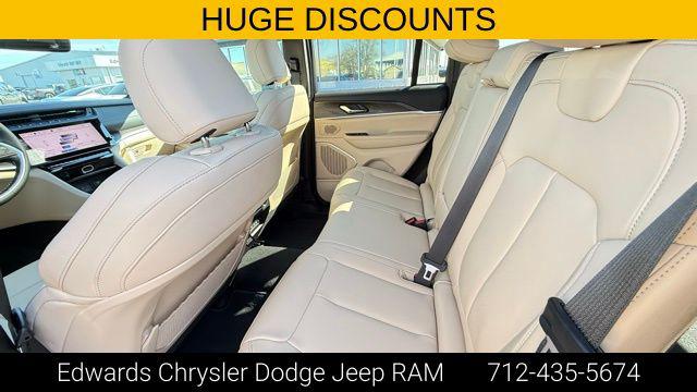 2026 Jeep Grand Cherokee Limited 4x4