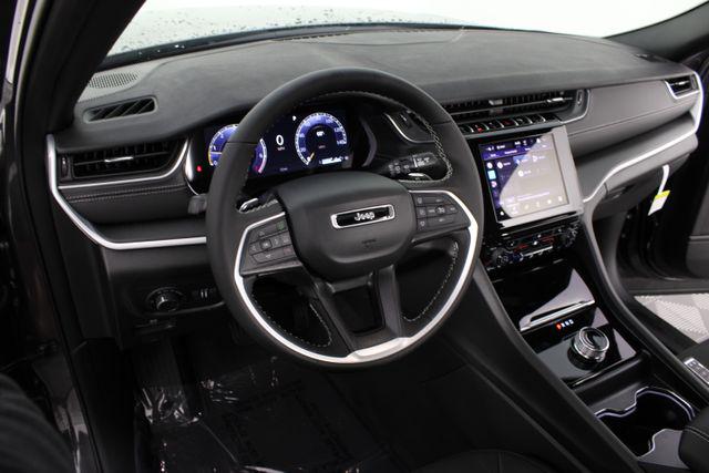 2026 Jeep Grand Cherokee L Altitude 4x4