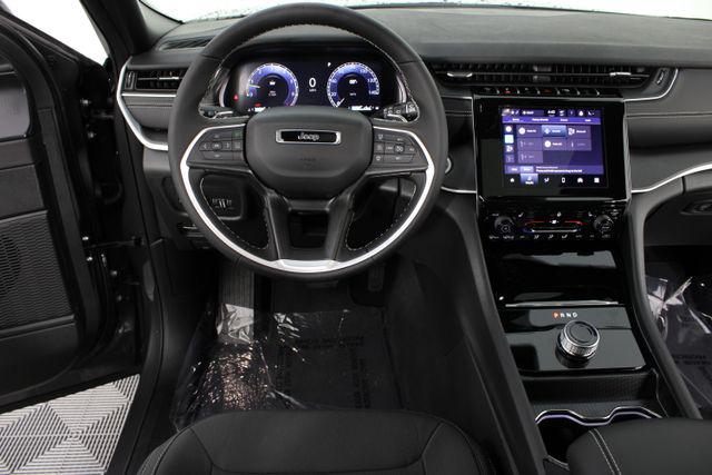 2026 Jeep Grand Cherokee L Altitude 4x4