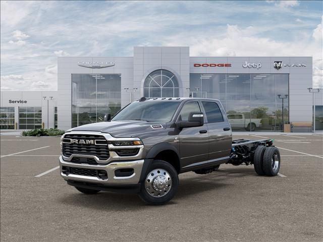 2026 RAM 5500 Chassis RAM 5500 TRADESMAN CHASSIS CREW CAB 4X4 84 CA