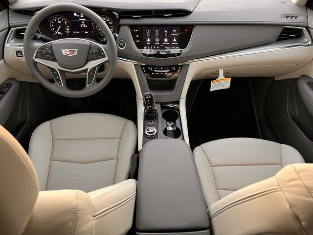 2026 Cadillac XT5 Premium Luxury FWD