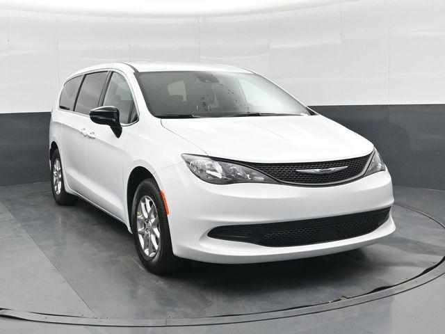 2026 Chrysler Voyager LX