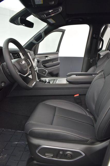 2026 Jeep Grand Wagoneer Limited Altitude 4x4