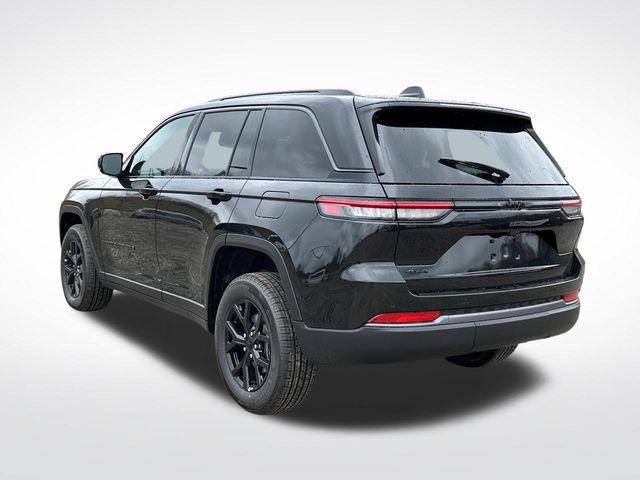 2026 Jeep Grand Cherokee GRAND CHEROKEE LAREDO ALTITUDE 4X4 2026 Jeep Grand Cherokee GRAND CHEROKEE LAREDO ALTITUDE 4X4