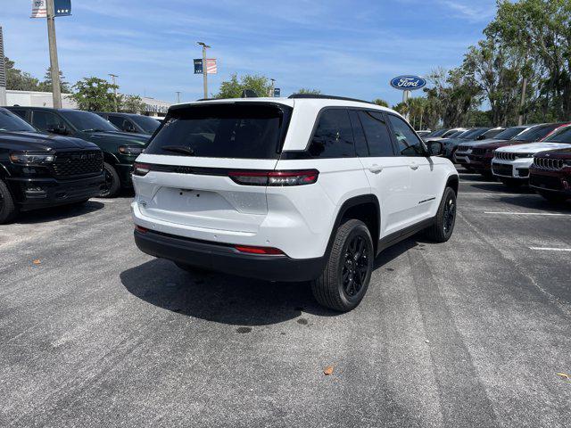 2026 Jeep Grand Cherokee Altitude 4x2