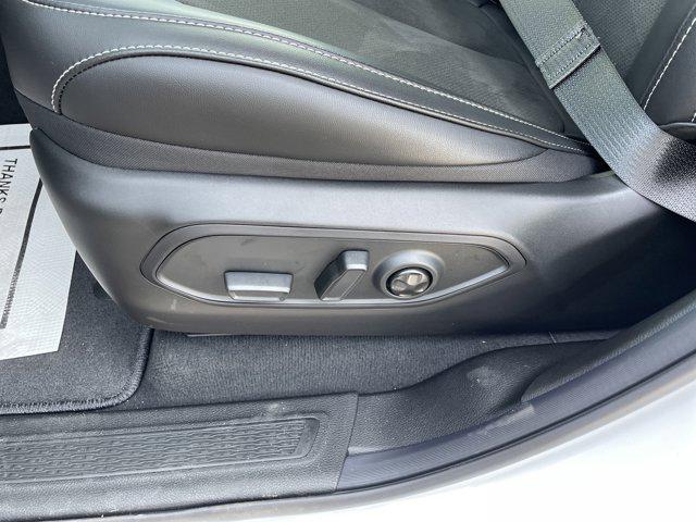 2026 Jeep Grand Cherokee Altitude 4x2