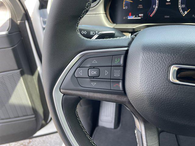 2026 Jeep Grand Cherokee Altitude 4x2