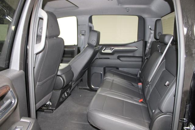 2024 GMC Sierra 1500 4WD Crew Cab Short Box SLT