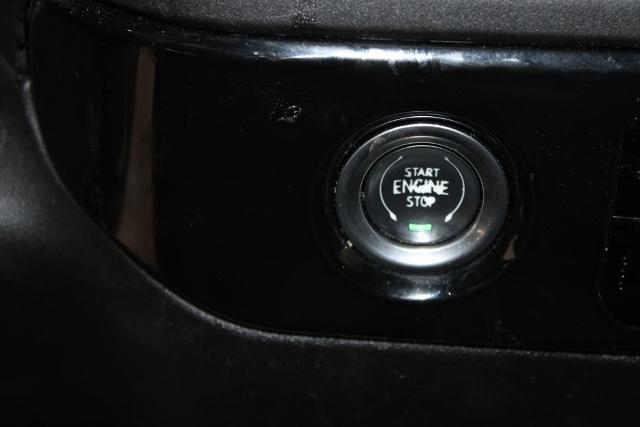 2024 GMC Sierra 1500 4WD Crew Cab Short Box Elevation with 3VL