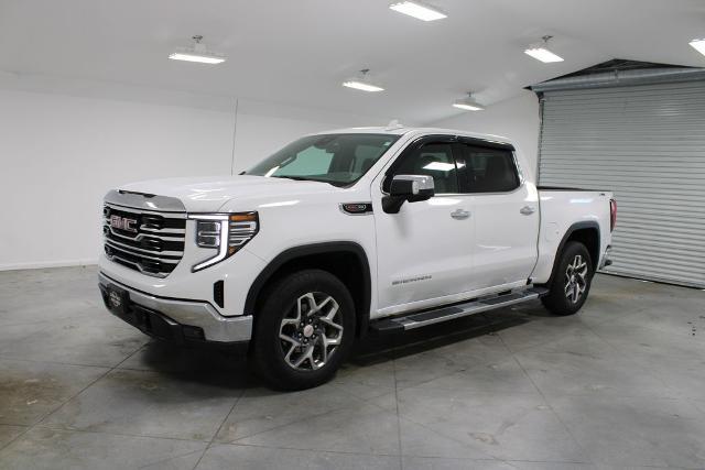 2023 GMC Sierra 1500 4WD Crew Cab Short Box SLT