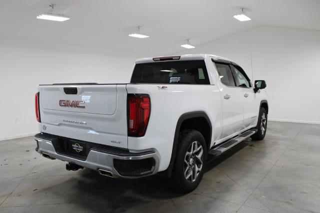 2023 GMC Sierra 1500 4WD Crew Cab Short Box SLT