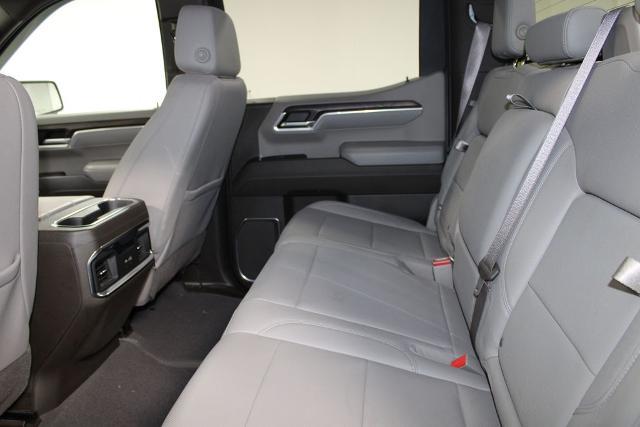 2023 GMC Sierra 1500 4WD Crew Cab Short Box SLT