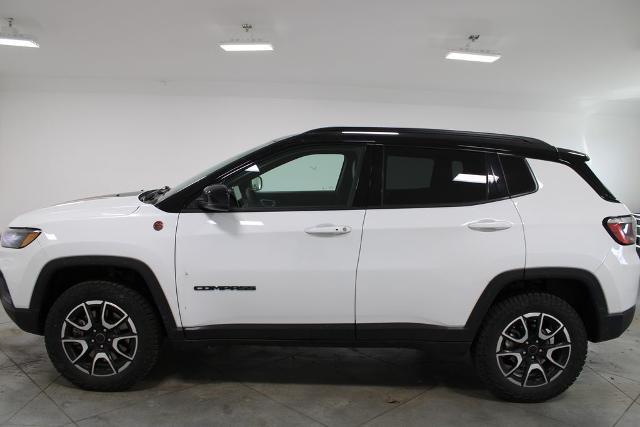 2025 Jeep Compass Trailhawk 4x4
